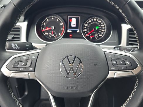 Used 2021 Volkswagen Atlas Cross Sport SE image 22