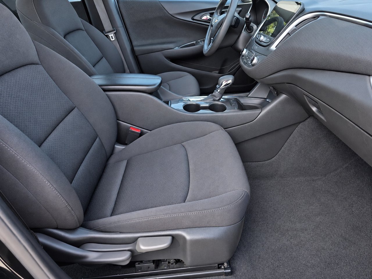 Certified 2024 Chevrolet Malibu LT FWD image 31