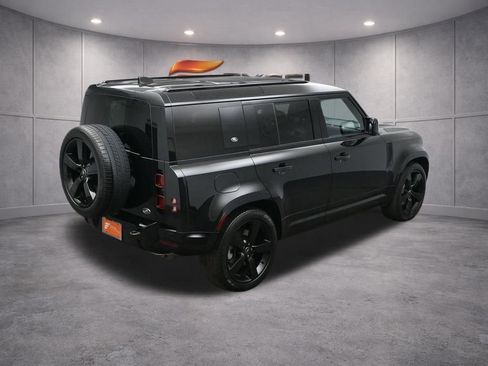 Used 2023 Land Rover Defender 110 X-Dynamic SE image 45