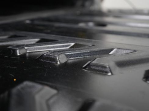 Used 2013 Chevrolet Avalanche LTZ image 20