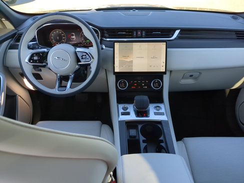 New 2026 Jaguar F-PACE R-Dynamic S image 14