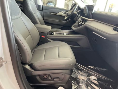 New 2026 Ford Explorer Active w/ Active Comfort Package AWD/4WD image 39