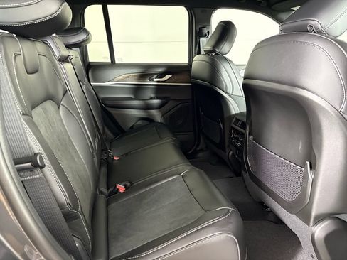 New 2026 Jeep Grand Cherokee Altitude RWD image 16