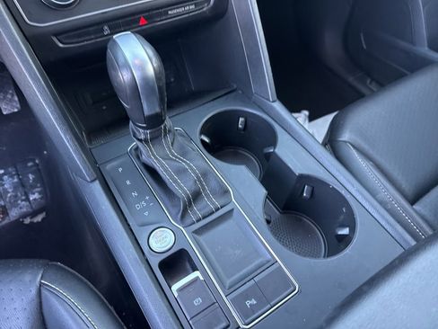 Used 2021 Volkswagen Atlas SE image 7