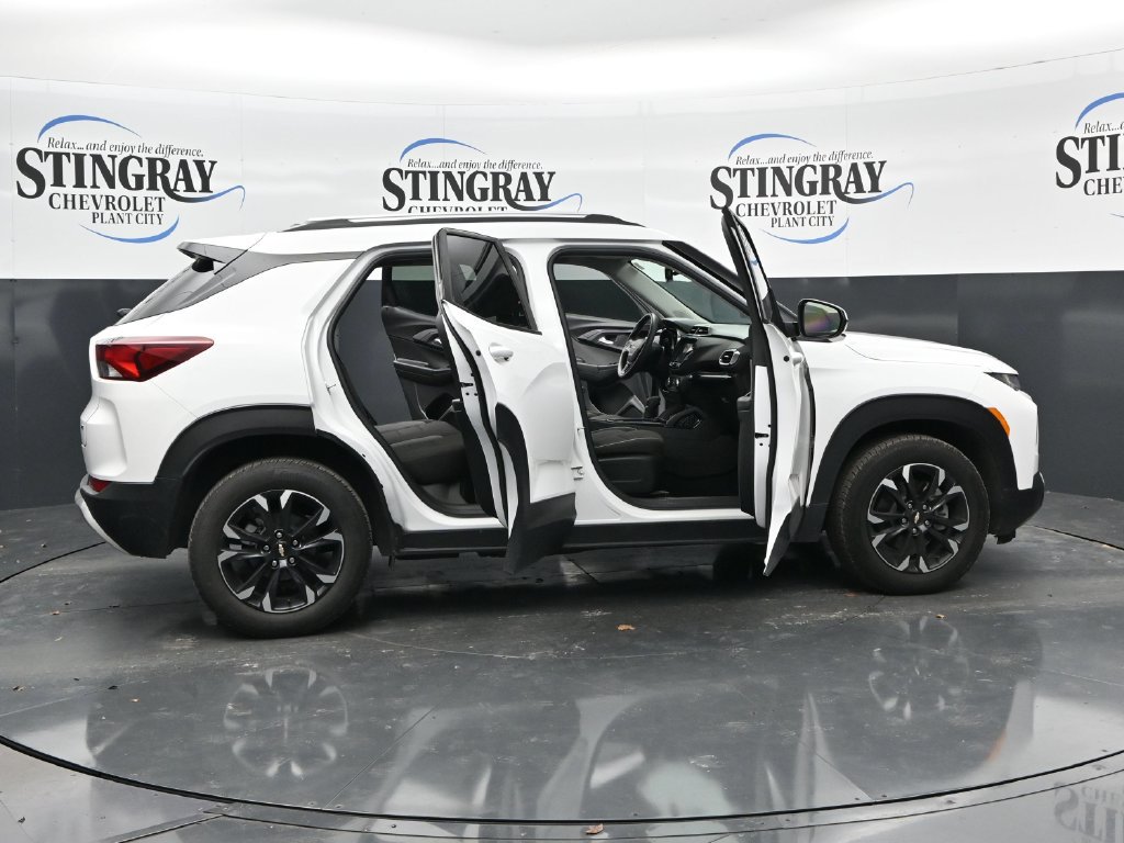 Used 2023 Chevrolet TrailBlazer LT w/ Convenience Package FWD image 36