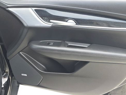 Certified 2024 Cadillac XT5 Premium Luxury FWD image 22