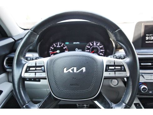Used 2022 Kia Telluride SX w/ Nightfall Edition Package AWD/4WD image 15