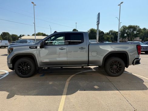 New 2026 GMC Sierra 1500 Elevation image 6