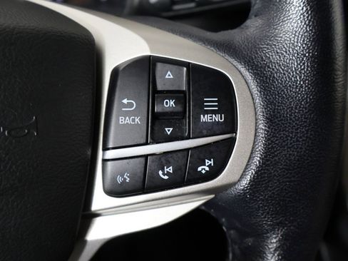 Used 2022 Ford Explorer XLT image 43