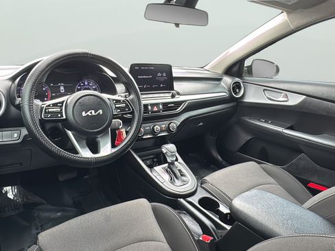 Used 2023 Kia Forte LX FWD image 14