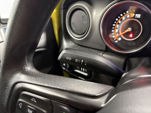 Used 2022 Jeep Wrangler Unlimited Sport image 28