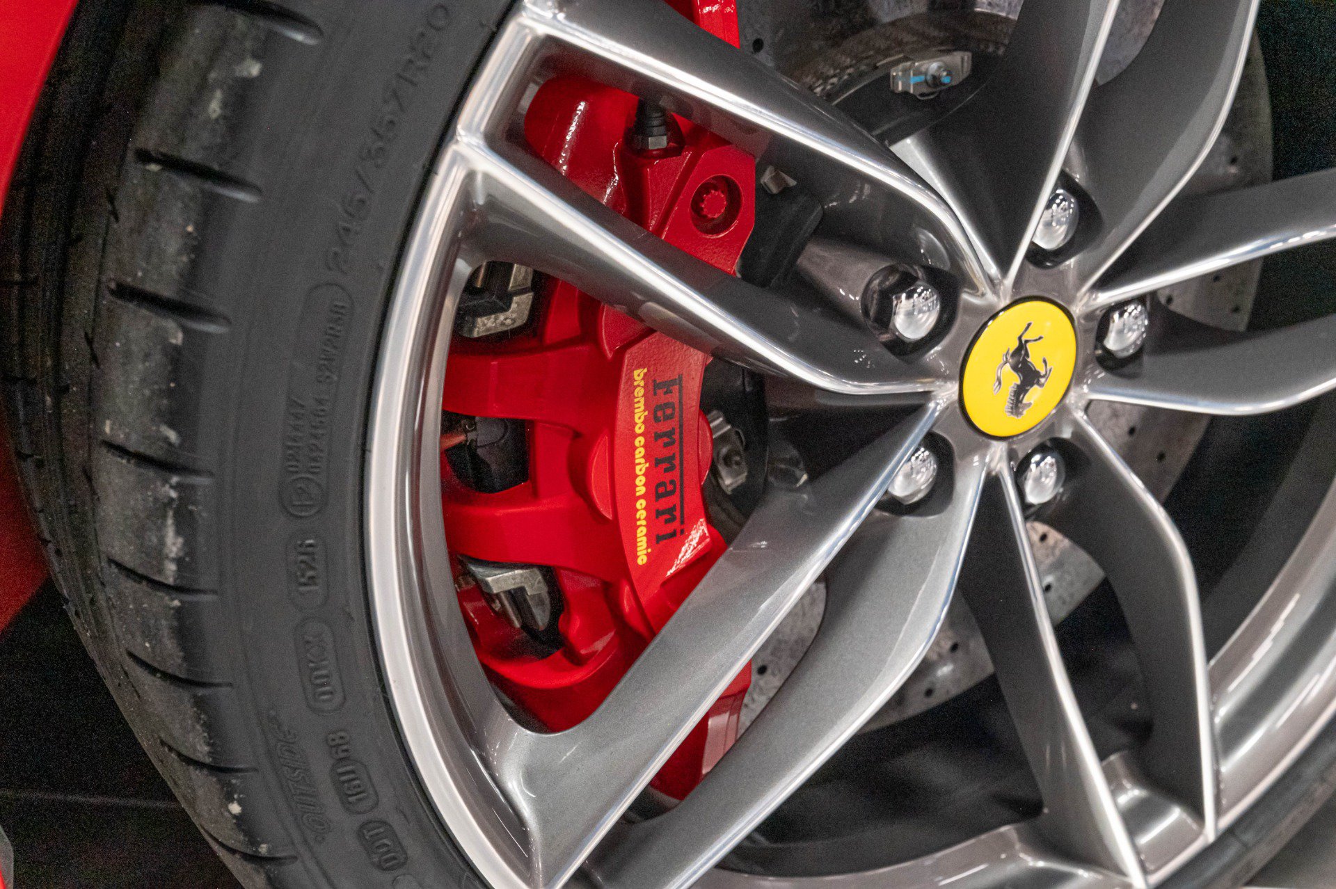 Used 2016 Ferrari 488 GTB RWD image 35