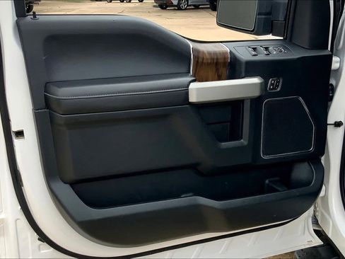 Used 2019 Ford F150 Lariat image 20