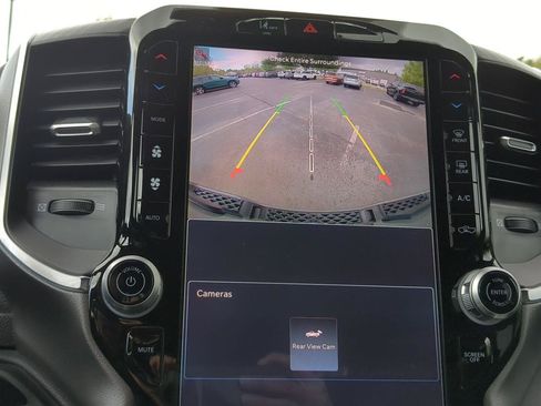 New 2026 RAM 1500 Big Horn AWD/4WD image 17