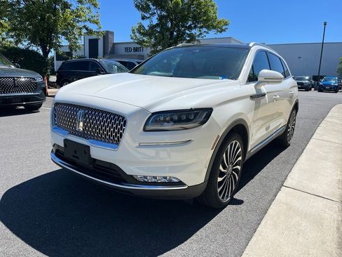 Certified 2022 Lincoln Nautilus Black Label AWD/4WD image 3