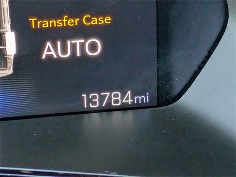 Used 2024 Chevrolet Colorado ZR2 w/ Safety Package image 30