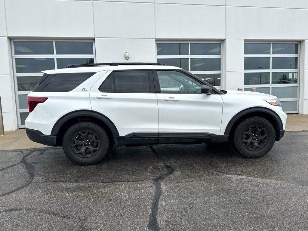 Used 2022 Ford Explorer Timberline AWD/4WD image 3
