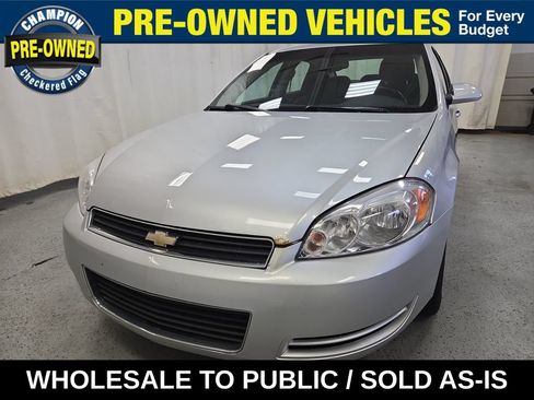 Used 2009 Chevrolet Impala LT FWD image 32