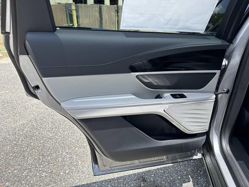 New 2026 Lincoln Nautilus Premier AWD/4WD image 13