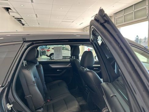 Used 2025 MAZDA CX-90 3.3 Turbo w/ Preferred Package AWD/4WD image 18