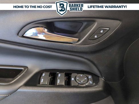 Used 2022 Chevrolet Equinox Premier AWD/4WD image 24