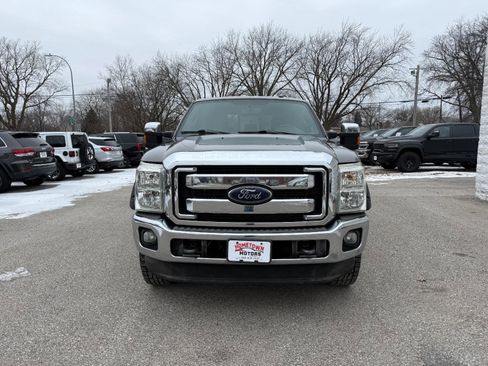 Used 2012 Ford F250 Lariat w/ Chrome Pkg image 2