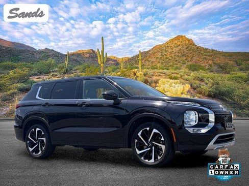Used 2024 Mitsubishi Outlander SE AWD/4WD image 1