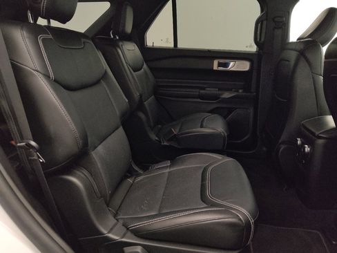 Used 2020 Ford Explorer ST w/ ST Street Pack AWD/4WD image 19