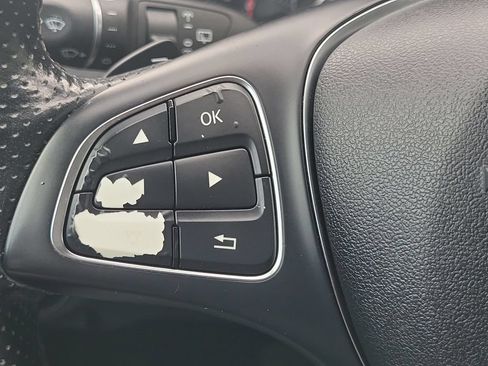Used 2019 Mercedes-Benz GLA 250 image 30