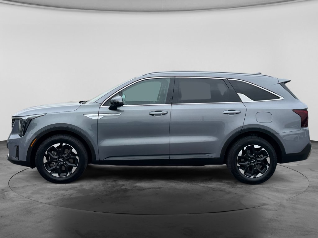 Used 2024 Kia Sorento S FWD image 4