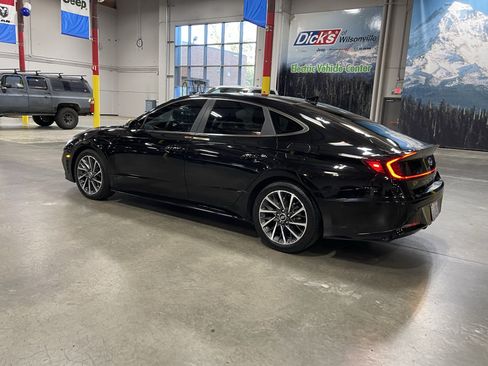 Used 2021 Hyundai Sonata Limited FWD image 3