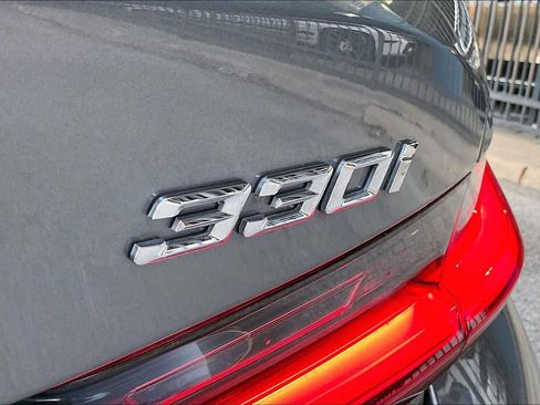 Certified 2023 BMW 330i Sedan w/ Premium Package image 9