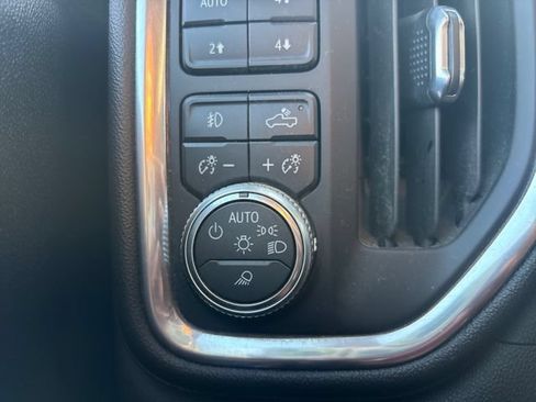 Used 2020 GMC Sierra 1500 Denali w/ Denali Ultimate Package AWD/4WD image 16
