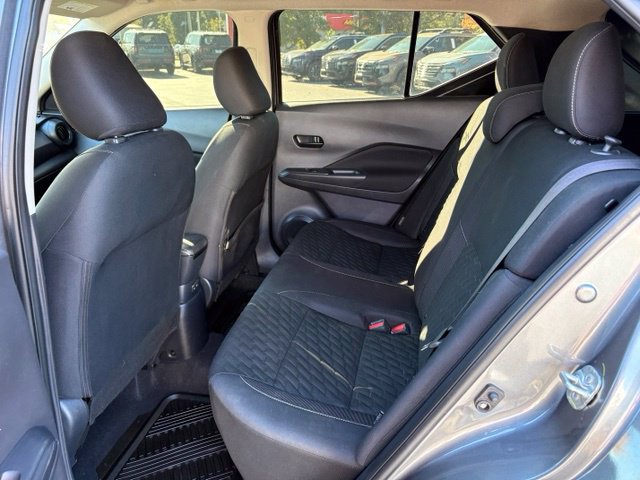 Used 2021 Nissan Kicks S FWD image 24