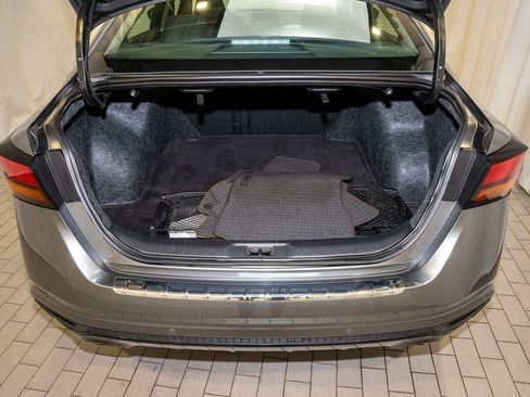 Used 2023 Nissan Altima 2.5 SR image 5