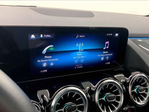Certified 2023 Mercedes-Benz GLA 35 AMG 4MATIC image 23