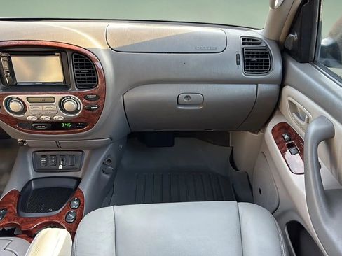 Used 2007 Toyota Sequoia Limited image 24