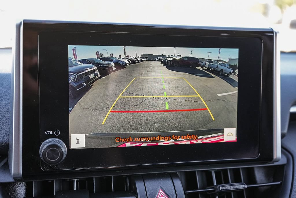 Used 2024 Toyota RAV4 XLE AWD/4WD image 24