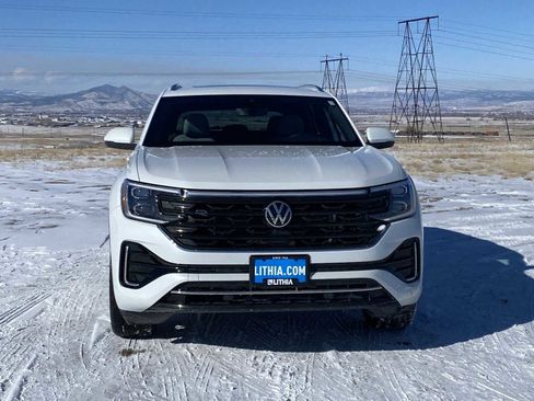Used 2024 Volkswagen Atlas Cross Sport SEL R-Line image 10