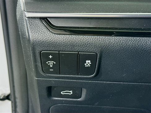 Used 2025 Kia K5 GT-Line w/ GT-Line Premium Package image 21