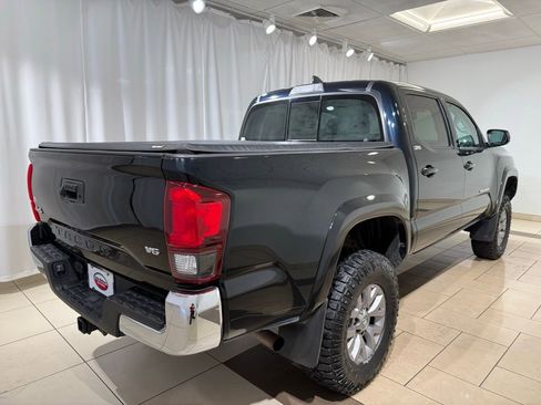 Used 2019 Toyota Tacoma SR5 image 5