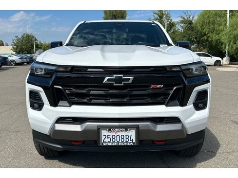 Used 2024 Chevrolet Colorado Z71 w/ Safety Package image 9