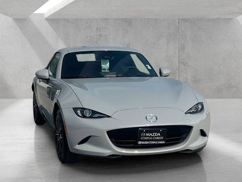New 2025 MAZDA MX-5 Miata RF Grand Touring image 3