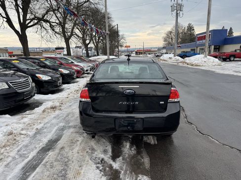 Used 2011 Ford Focus SE w/ Sedan SE Appearance Pkg image 7