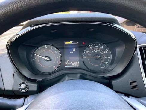 Used 2023 Subaru Crosstrek 2.0i AWD/4WD image 13