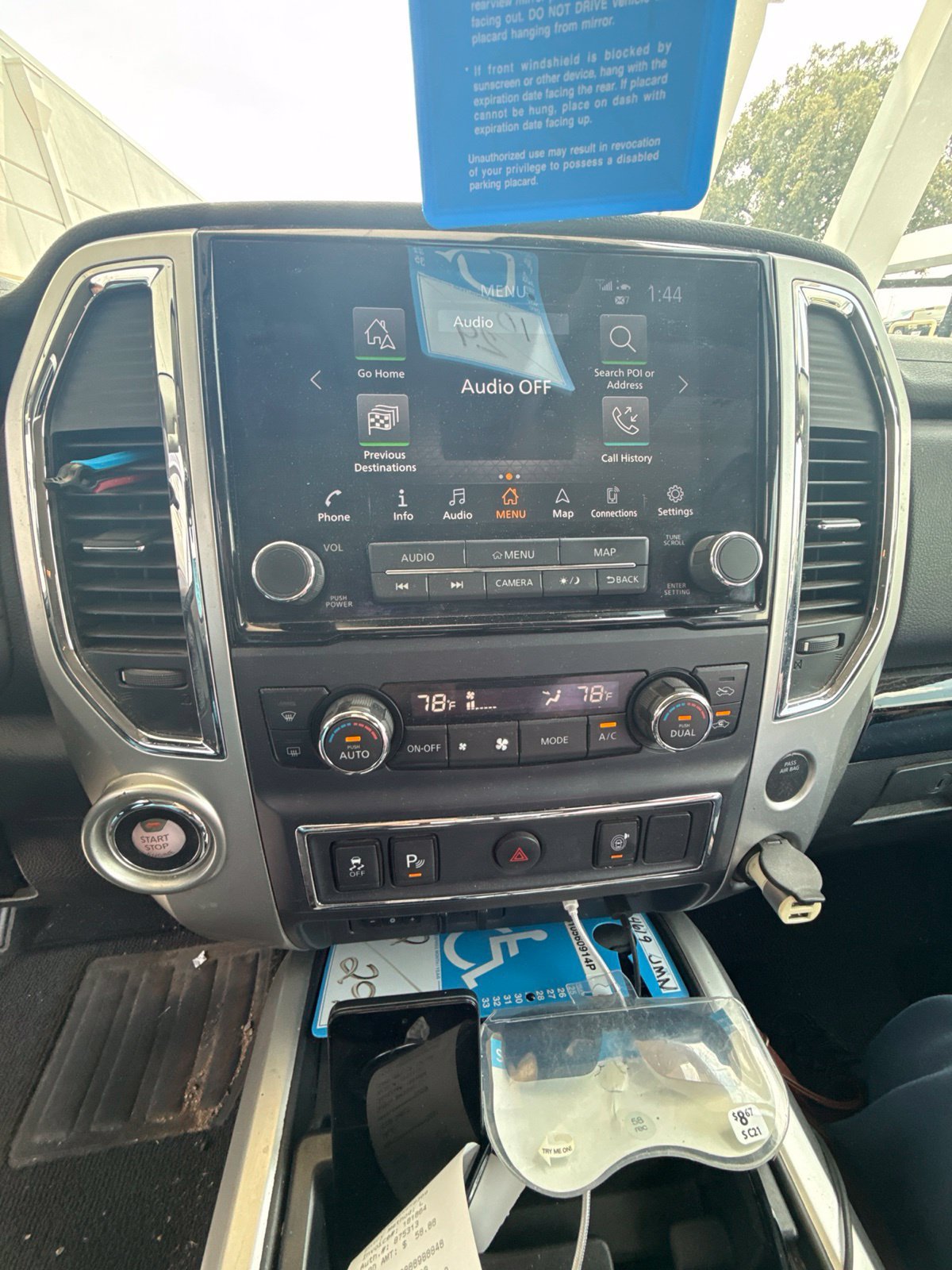 Used 2020 Nissan Titan SV w/ SV Convenience Package RWD image 9