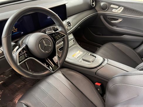 Used 2023 Mercedes-Benz E 350 Sedan image 9