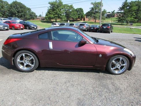 Used 2006 Nissan 350Z Enthusiast w/ (N93) Cargo Convenience Pkg RWD image 9