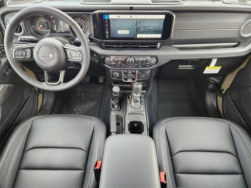 New 2026 Jeep Gladiator Sport image 18