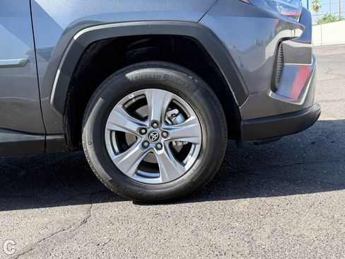 Used 2024 Toyota RAV4 LE AWD/4WD image 6